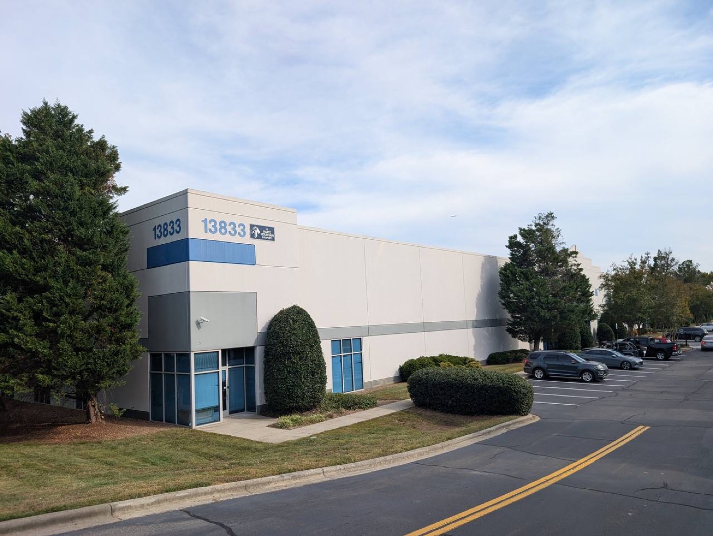 Klutch Spray LLC fulfillment center